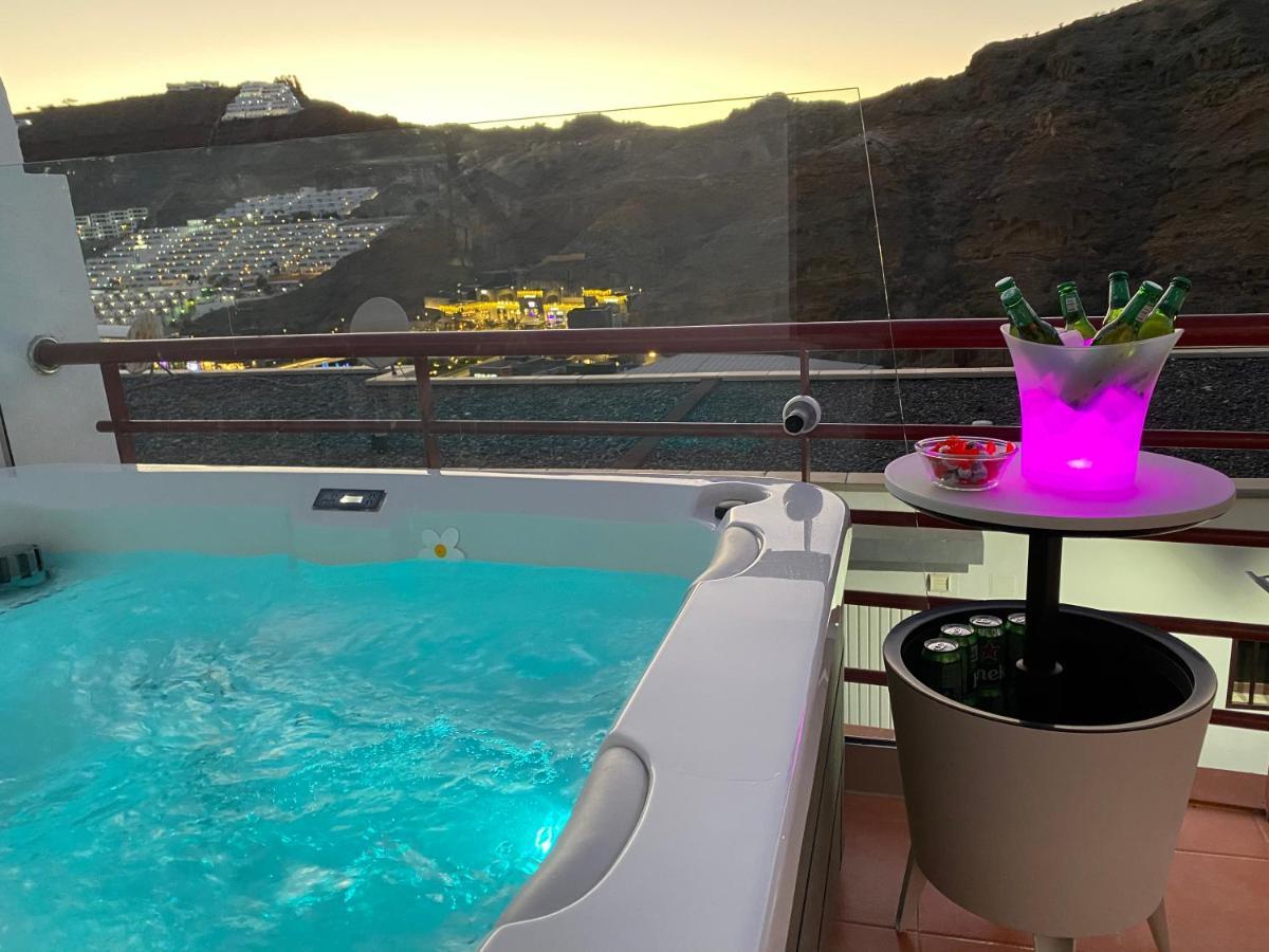 Villa Mogan Mall, Con Jacuzzi Y Playstation 5 Пуерто Рико Екстериор снимка